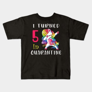 I Turned 5 in quarantine Cute Unicorn Dabbing Kids T-Shirt